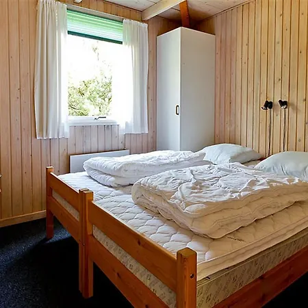 Hébergement de vacances Three-bedroom Holiday In *